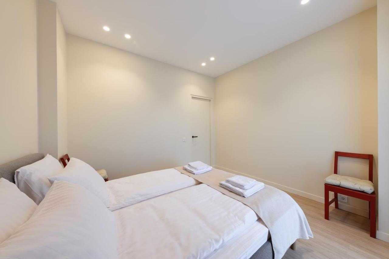 Мм Group Apartment Užhorod Esterno foto