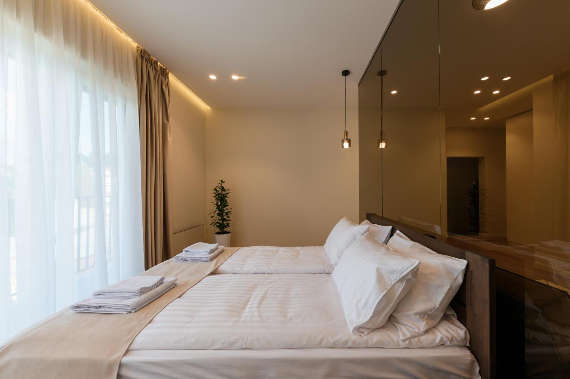 Мм Group Apartment Užhorod Esterno foto